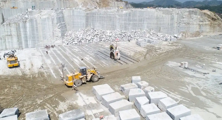 光泽度仪在金属和石材行业中的应用